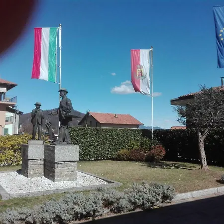La Casa Di Nuvola * Massino Visconti